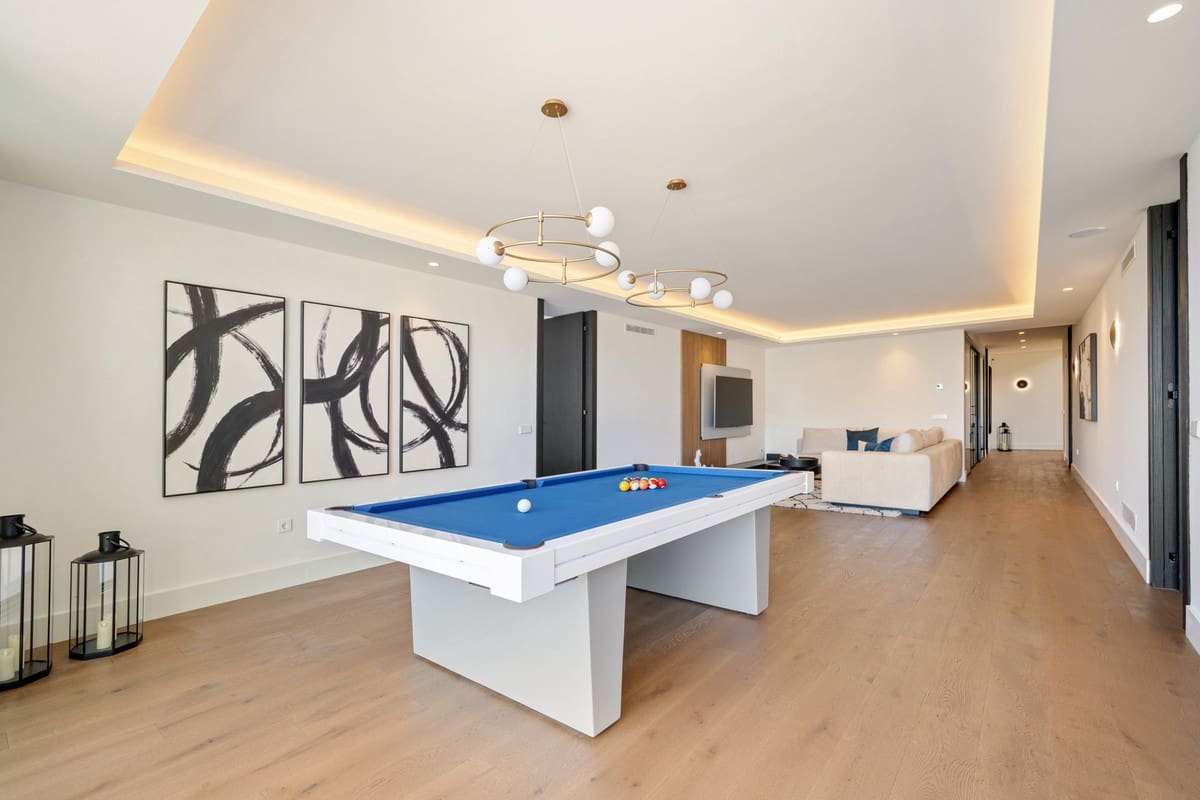 6 camera da letto Villa in vendita in Nueva Andalucia con piscina - 7.350.000 € (Rif: 9287602)