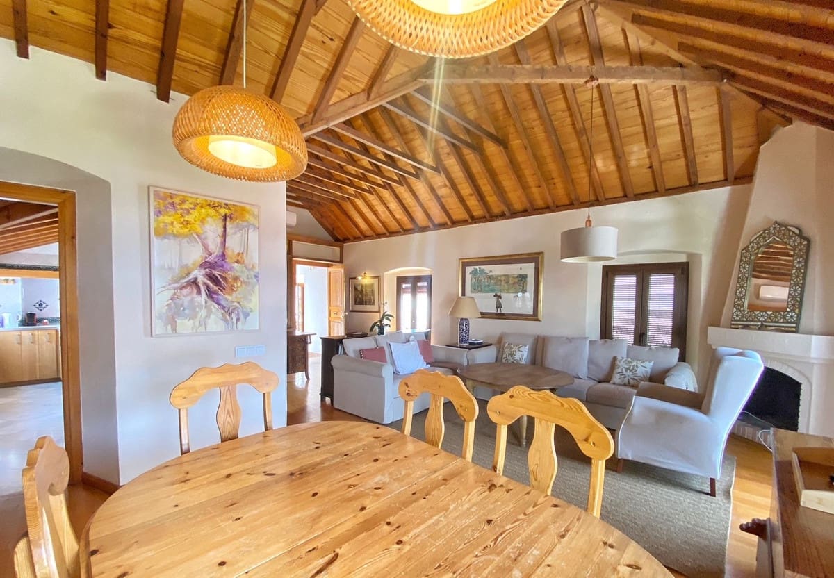 16 sypialnia Apartament na sprzedaż w Marbella - 6 000 000 € (Ref: 9287621)