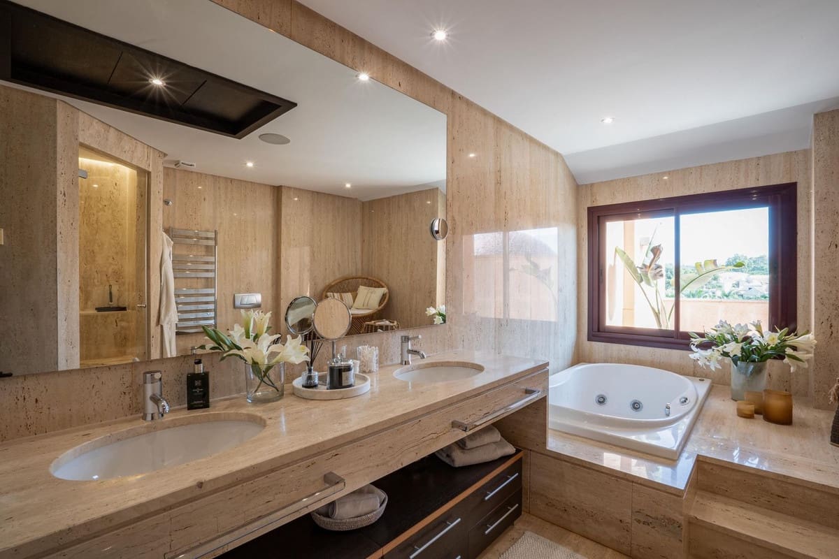 3 slaapkamer Studio te koop in Puerto Banus met zwembad garage - € 3.950.000 (Ref: 9287631)