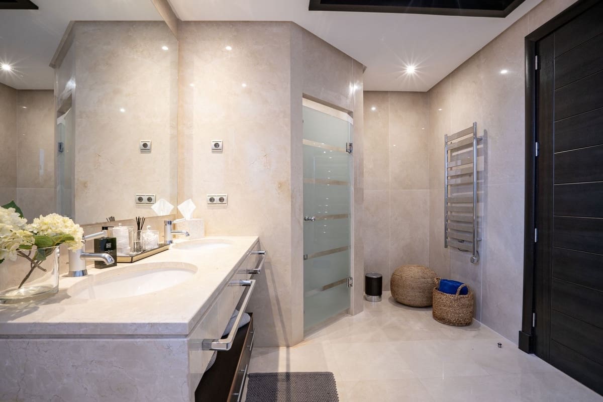 3 slaapkamer Studio te koop in Puerto Banus met zwembad garage - € 3.950.000 (Ref: 9287631)