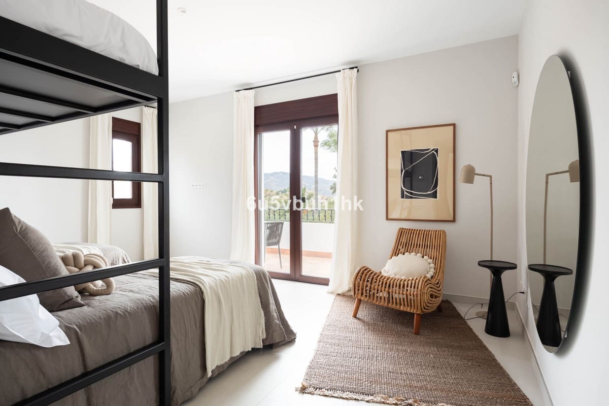 6 soveværelse Villa til salg i Marbella med swimmingpool - € 3.995.950 (Ref: 9287634)