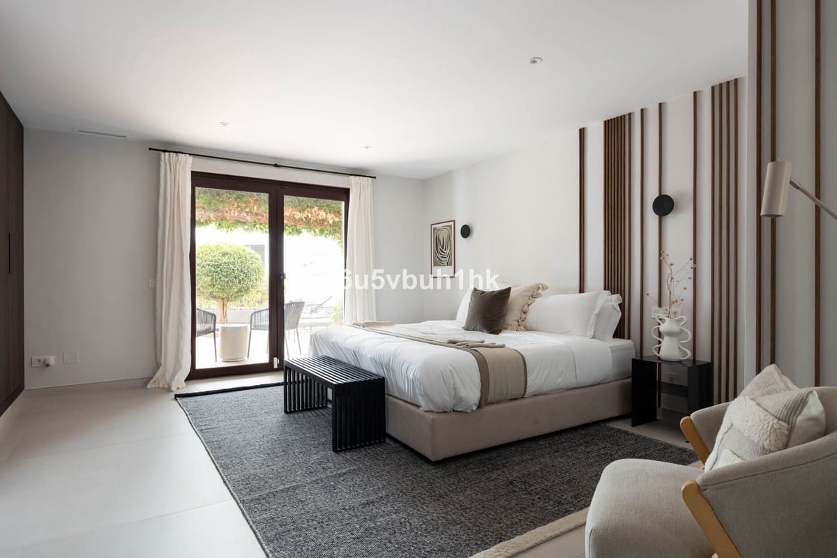 6 soveværelse Villa til salg i Marbella med swimmingpool - € 3.995.950 (Ref: 9287634)