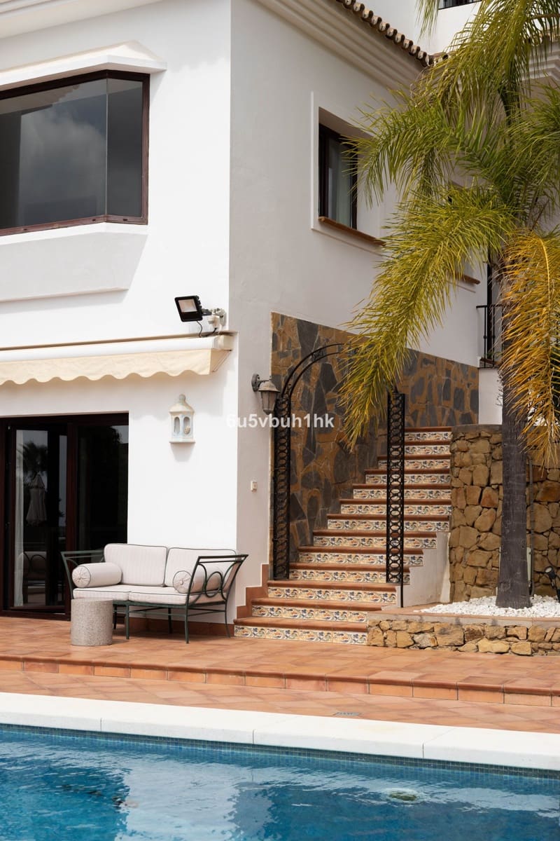 6 soveværelse Villa til salg i Marbella med swimmingpool - € 3.995.950 (Ref: 9287634)