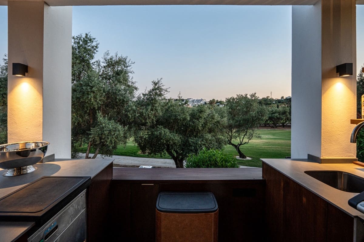 5 sovrum Villa till salu i Nueva Andalucia med pool - 4 950 000 € (Ref: 9287637)