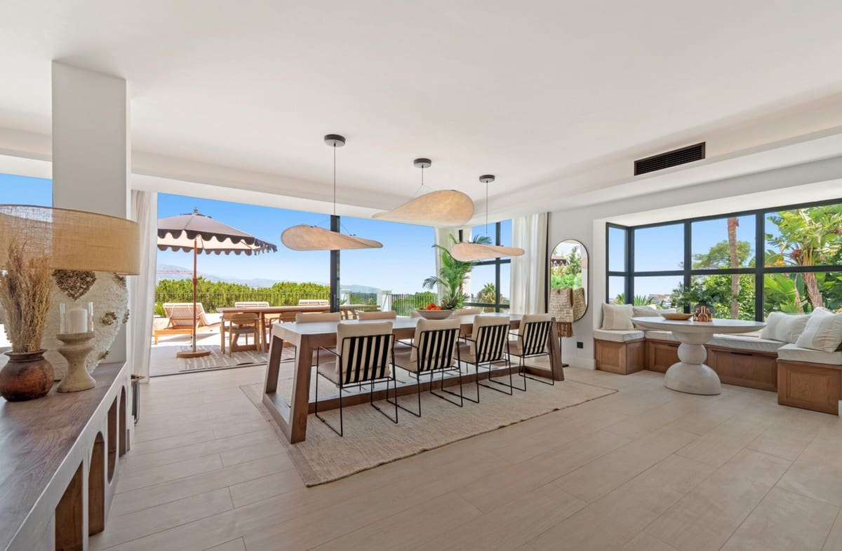 6 bedroom Villa for sale in Nueva Andalucia with pool - € 11,950,000 (Ref: 9287643)