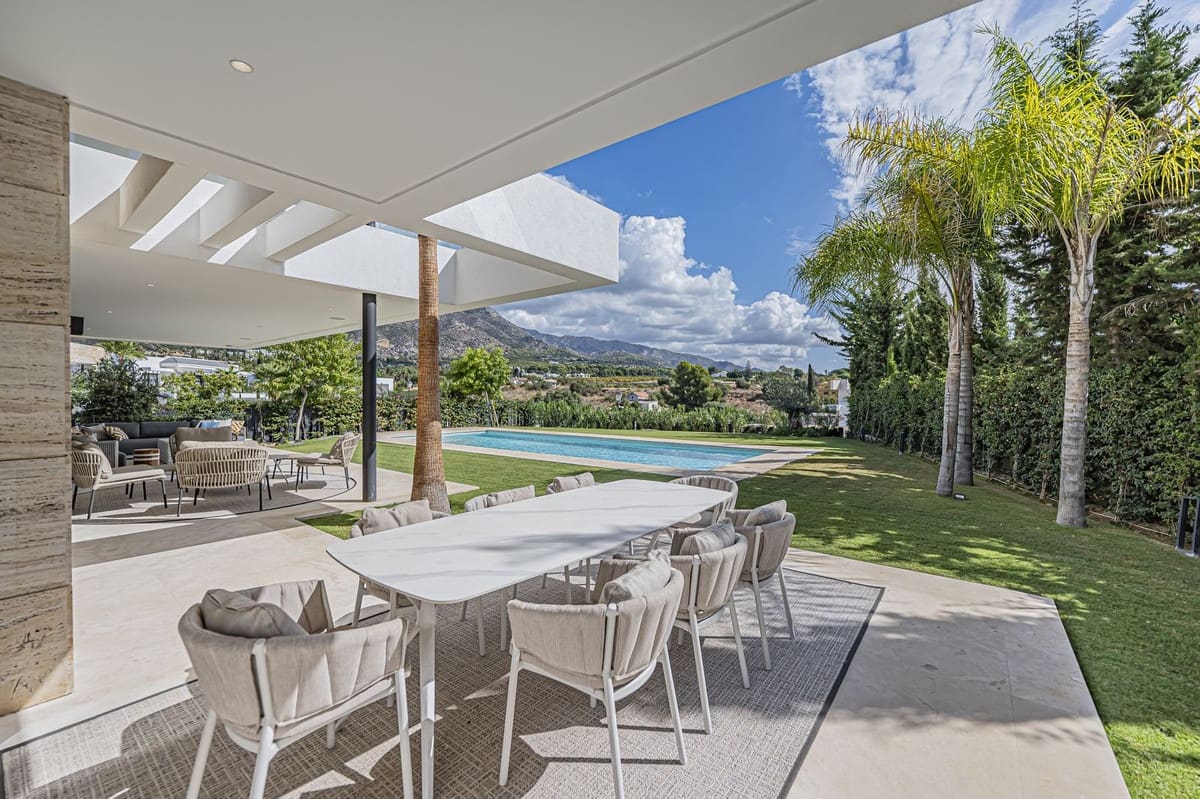 5 slaapkamer Villa te koop in Golden Mile met zwembad - € 3.800.000 (Ref: 9287647)