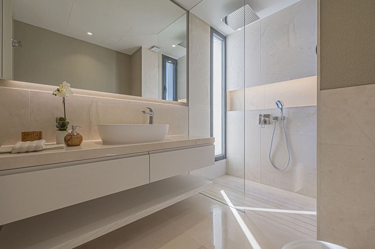 5 slaapkamer Villa te koop in Golden Mile met zwembad - € 3.800.000 (Ref: 9287647)