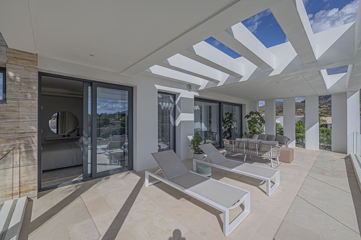 5 slaapkamer Villa te koop in Golden Mile met zwembad - € 3.800.000 (Ref: 9287647)