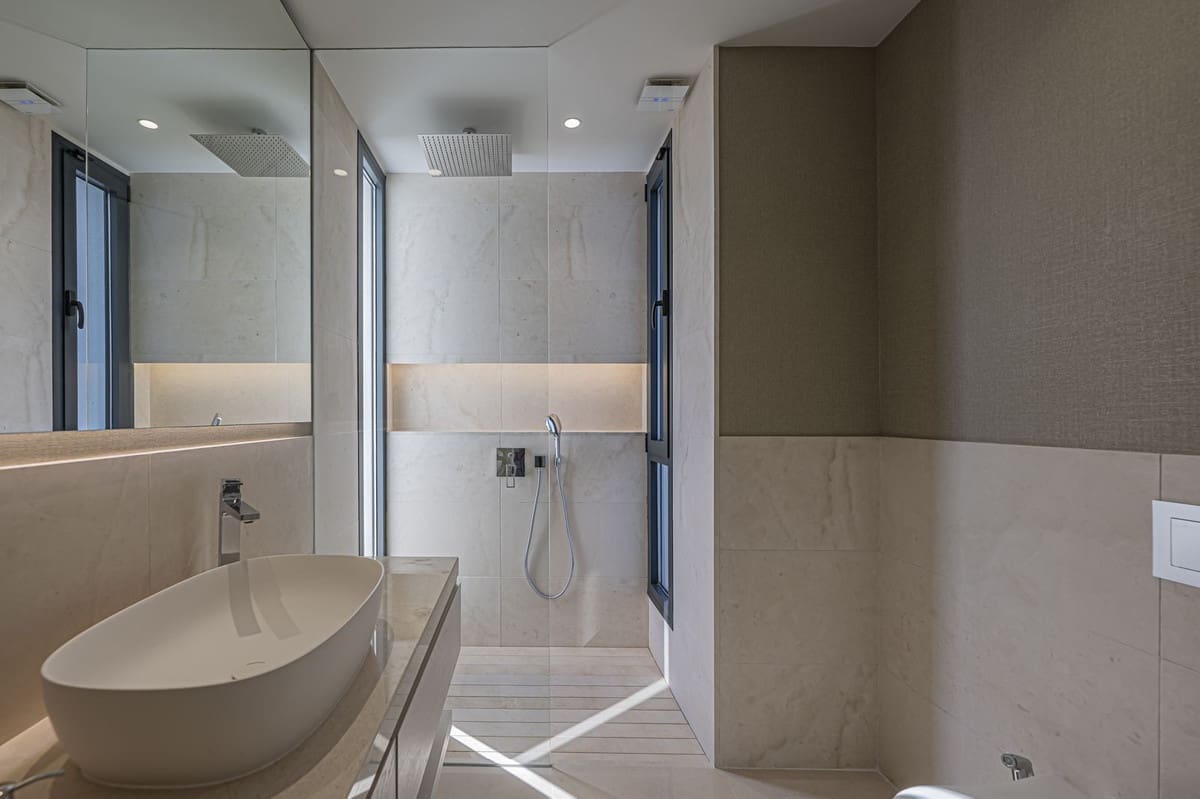 5 slaapkamer Villa te koop in Golden Mile met zwembad - € 3.800.000 (Ref: 9287647)