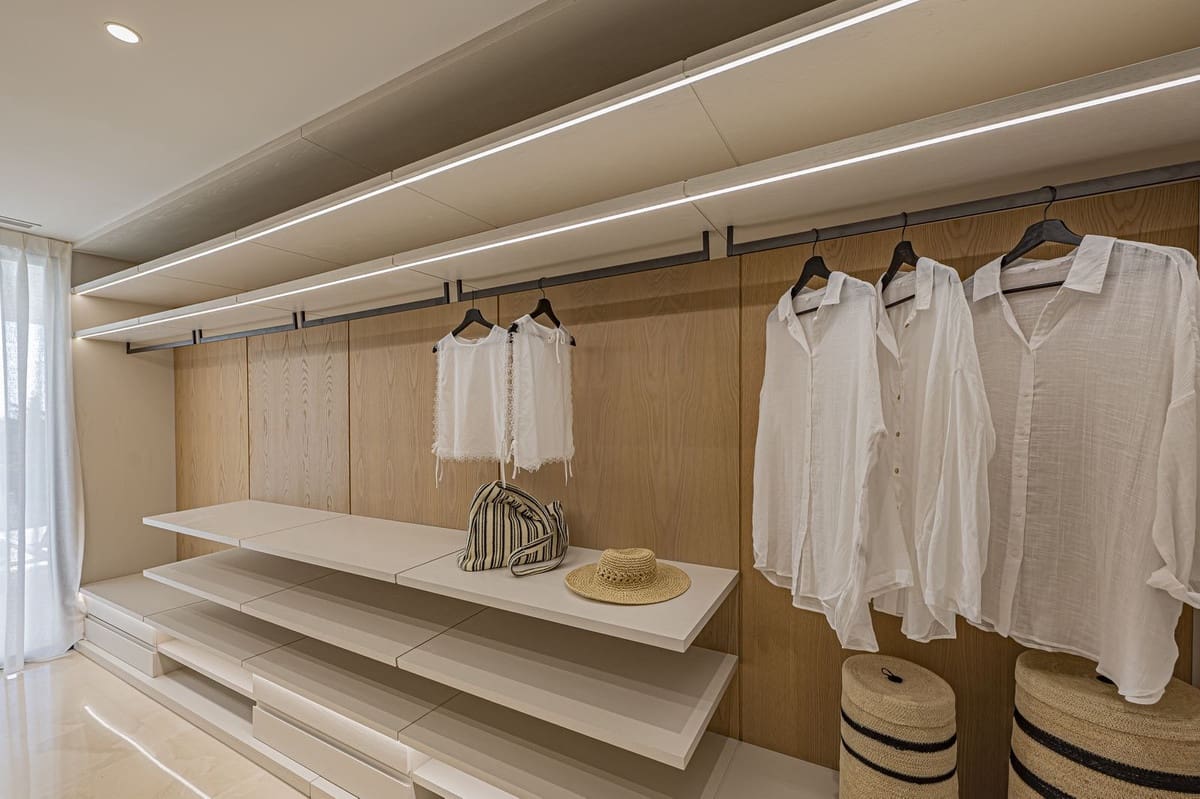 5 slaapkamer Villa te koop in Golden Mile met zwembad - € 3.800.000 (Ref: 9287647)