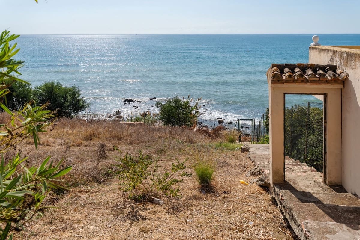 4 soverom Villa til salgs i Estepona med svømmebasseng - € 10 000 000 (Ref: 9287650)