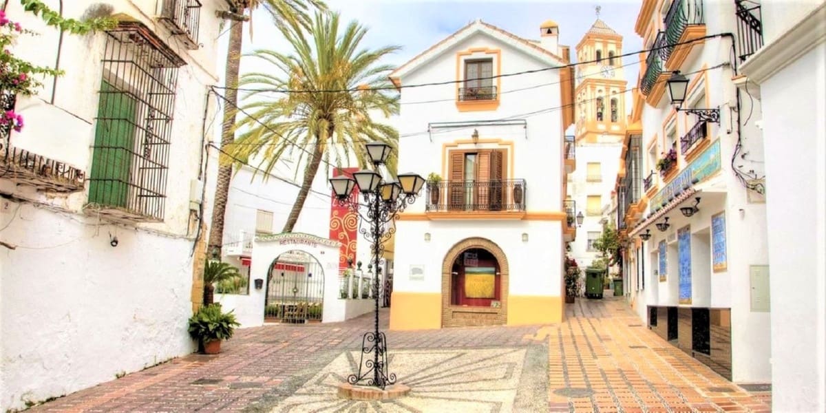 Ubebygd land til salgs i Marbella - € 3 400 000 (Ref: 9287685)