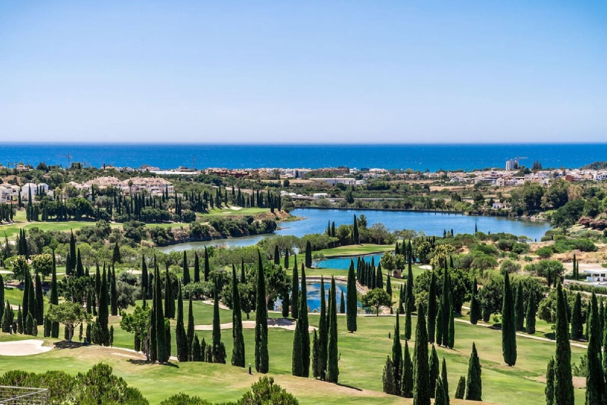 Rakentamaton maa myytävänä paikassa Los Flamingos - 4 500 000 € (Ref: 9287689)