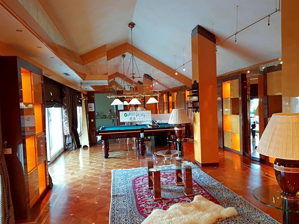 4 soveværelse Penthouse til salg i Marbella med swimmingpool - € 6.800.000 (Ref: 9344475)