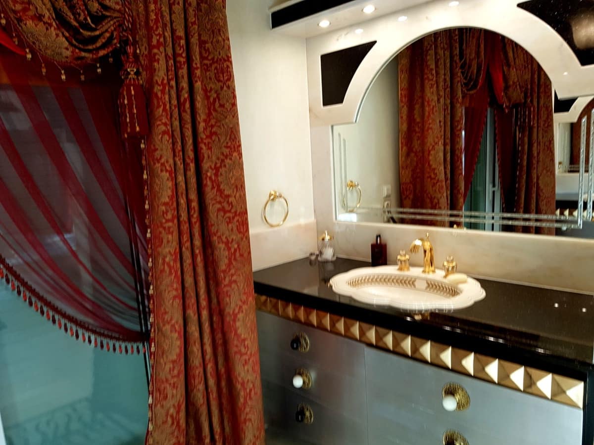 4 soveværelse Penthouse til salg i Marbella med swimmingpool - € 6.800.000 (Ref: 9344475)