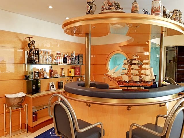 4 soveværelse Penthouse til salg i Lomas De Marbella, Marbella med swimmingpool - € 6.800.000 (Ref: 9344475)