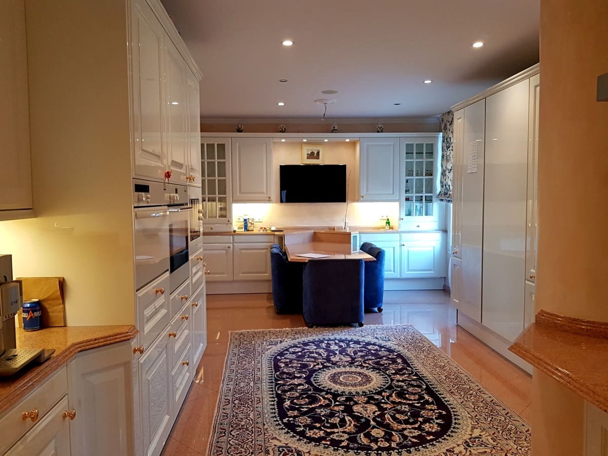 4 soveværelse Penthouse til salg i Marbella med swimmingpool - € 6.800.000 (Ref: 9344475)