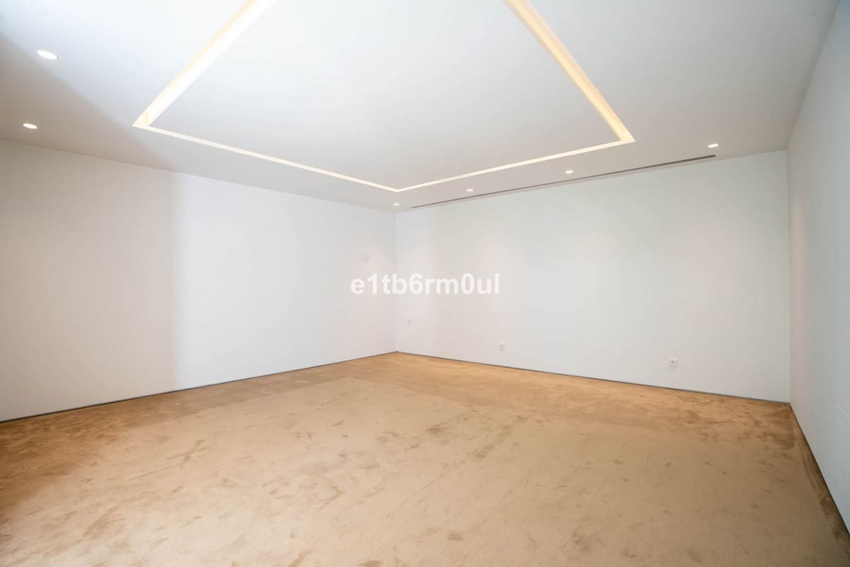 6 chambre Villa/Maison à vendre à La Quinta avec piscine - 6 450 000 € (Ref: 9344477)