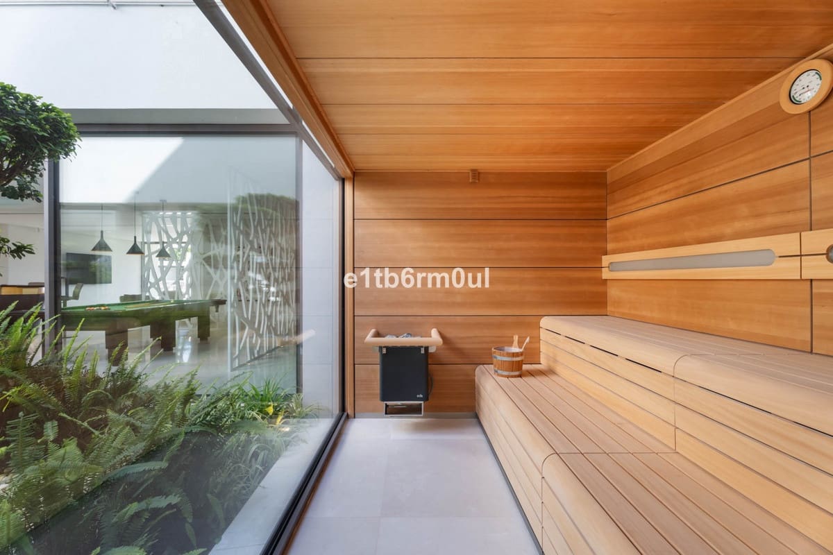 6 chambre Villa/Maison à vendre à La Quinta avec piscine - 6 450 000 € (Ref: 9344477)