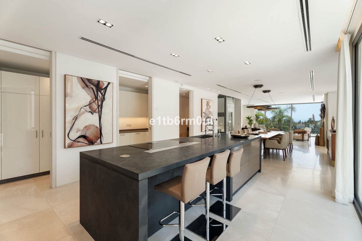 6 chambre Villa/Maison à vendre à La Quinta avec piscine - 6 450 000 € (Ref: 9344477)