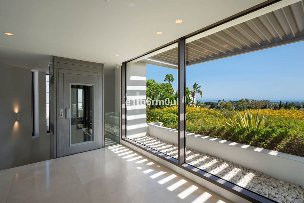 6 chambre Villa/Maison à vendre à La Quinta avec piscine - 6 450 000 € (Ref: 9344477)