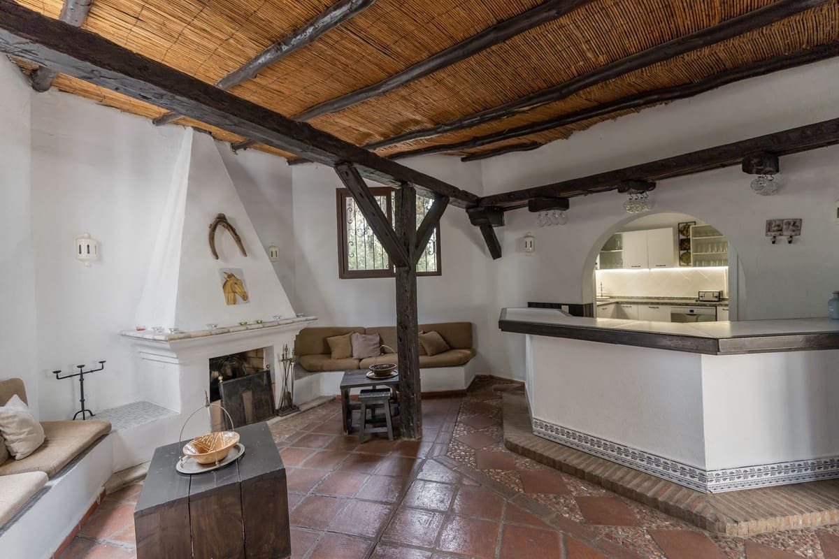 20 soveværelse Villa til salg i Estepona med swimmingpool - € 5.250.000 (Ref: 9344479)