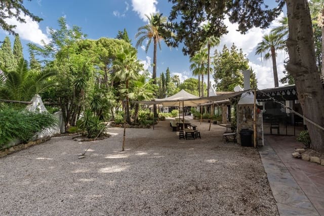 20 soveværelse Villa til salg i Centro, Estepona med swimmingpool - € 5.250.000 (Ref: 9344479)