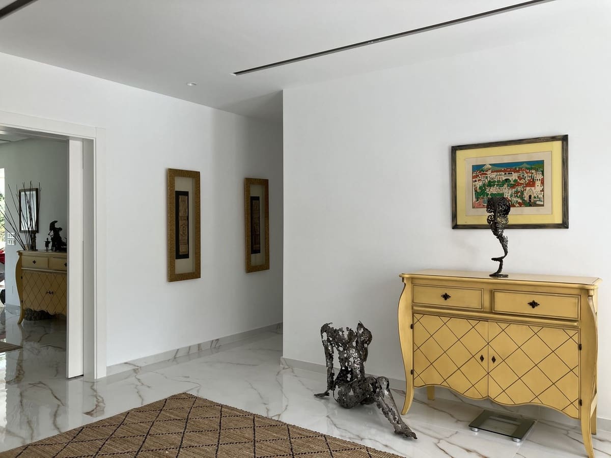 6 slaapkamer Villa te koop in Puerto Banus met zwembad garage - € 3.200.000 (Ref: 9344480)