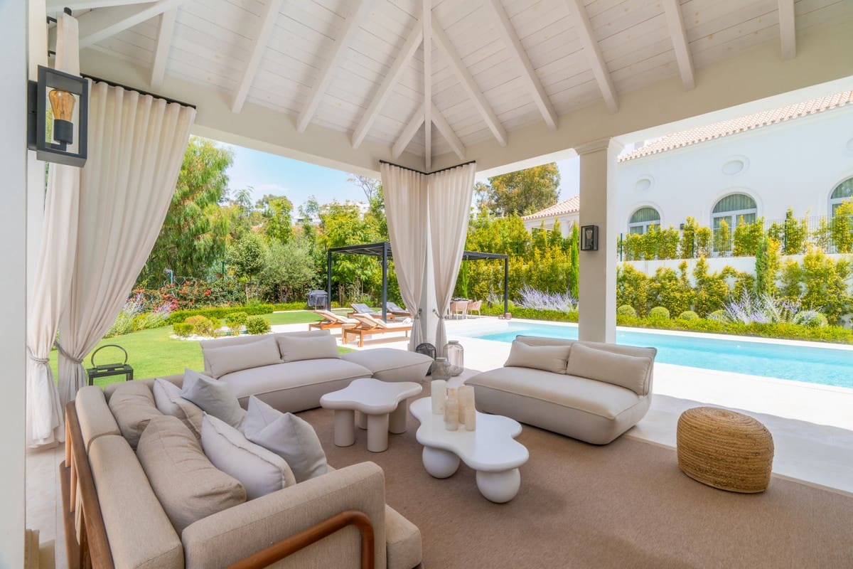 5 soverom Villa til salgs i Nueva Andalucia med svømmebasseng - € 4 595 000 (Ref: 9344482)