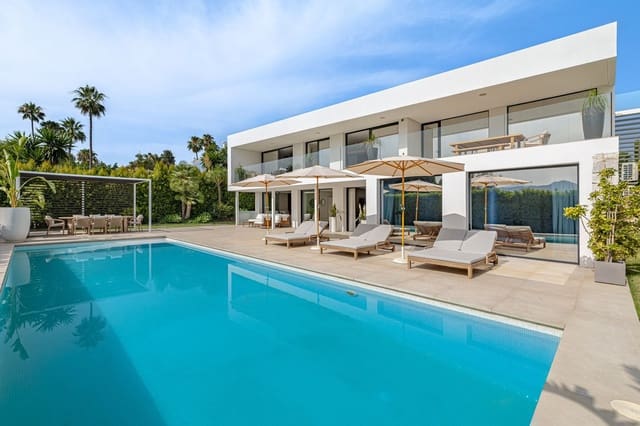 6 sypialnia Willa na sprzedaż w Las Brisas, Marbella z basenem garażem - 3 995 000 € (Ref: 9344484)