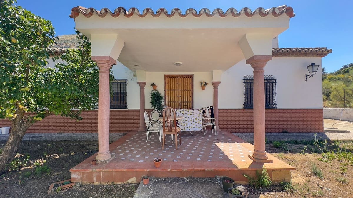 63 slaapkamer Hotel te koop in Antequera met garage - € 3.500.000 (Ref: 9344485)