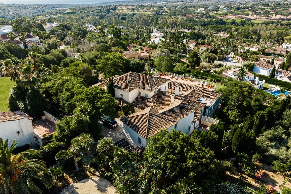 9 soverom Villa til salgs i Sotogrande med svømmebasseng - € 3 600 000 (Ref: 9344490)