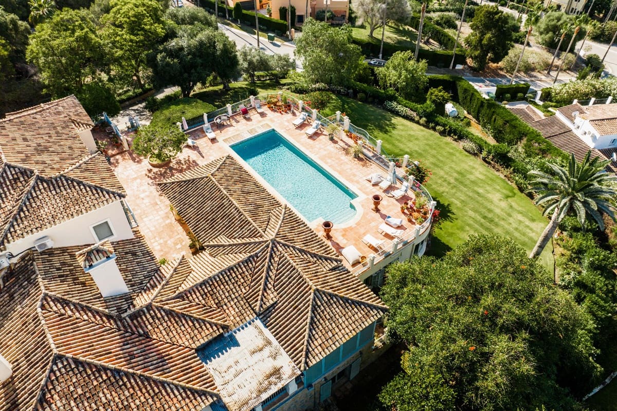 9 soverom Villa til salgs i Sotogrande med svømmebasseng - € 3 600 000 (Ref: 9344490)