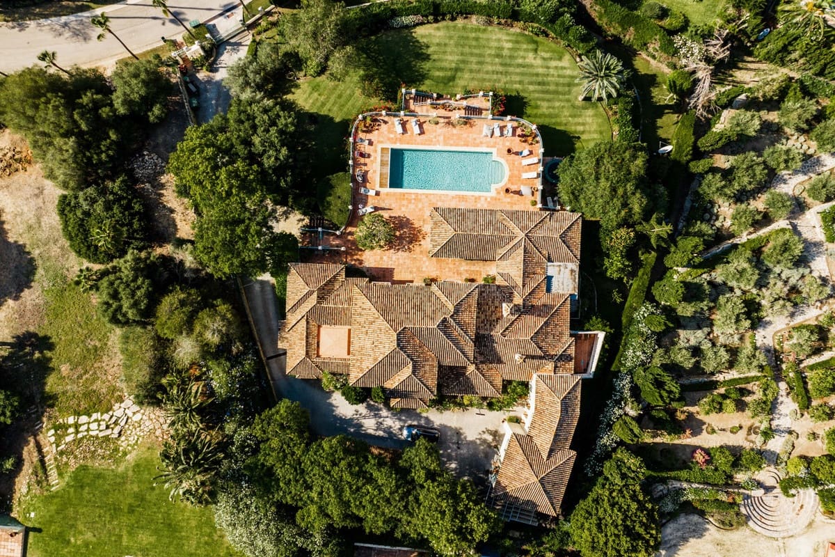 9 soverom Villa til salgs i Sotogrande med svømmebasseng - € 3 600 000 (Ref: 9344490)