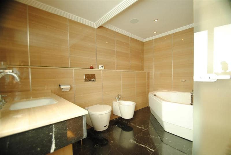 8 sypialnia Willa na sprzedaż w Cabopino z basenem garażem - 4 950 000 € (Ref: 9344492)