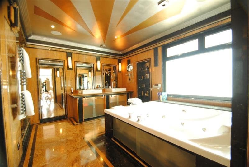 8 sypialnia Willa na sprzedaż w Cabopino z basenem garażem - 4 950 000 € (Ref: 9344492)