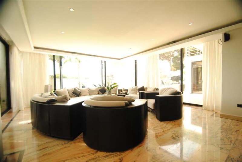 8 sypialnia Willa na sprzedaż w Cabopino z basenem garażem - 4 950 000 € (Ref: 9344492)