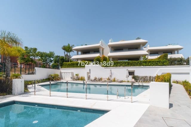 3 sypialnia Willa na sprzedaż w Las Brisas, Marbella z basenem garażem - 4 495 000 € (Ref: 9344493)