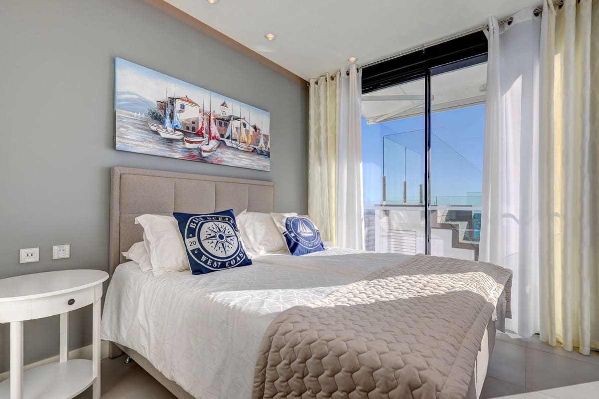 5 slaapkamer Studio te koop in Mijas Costa met zwembad - € 3.500.000 (Ref: 9344494)