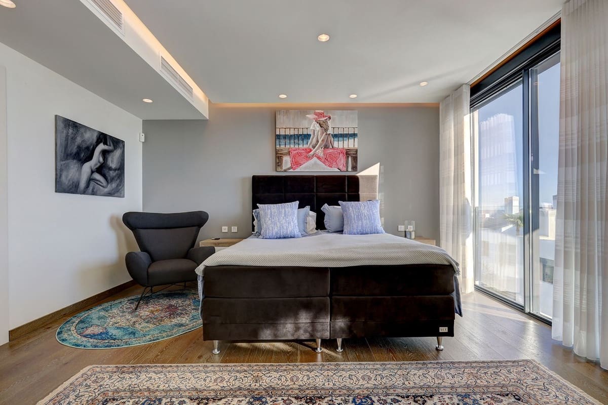 5 slaapkamer Studio te koop in Mijas Costa met zwembad - € 3.500.000 (Ref: 9344494)