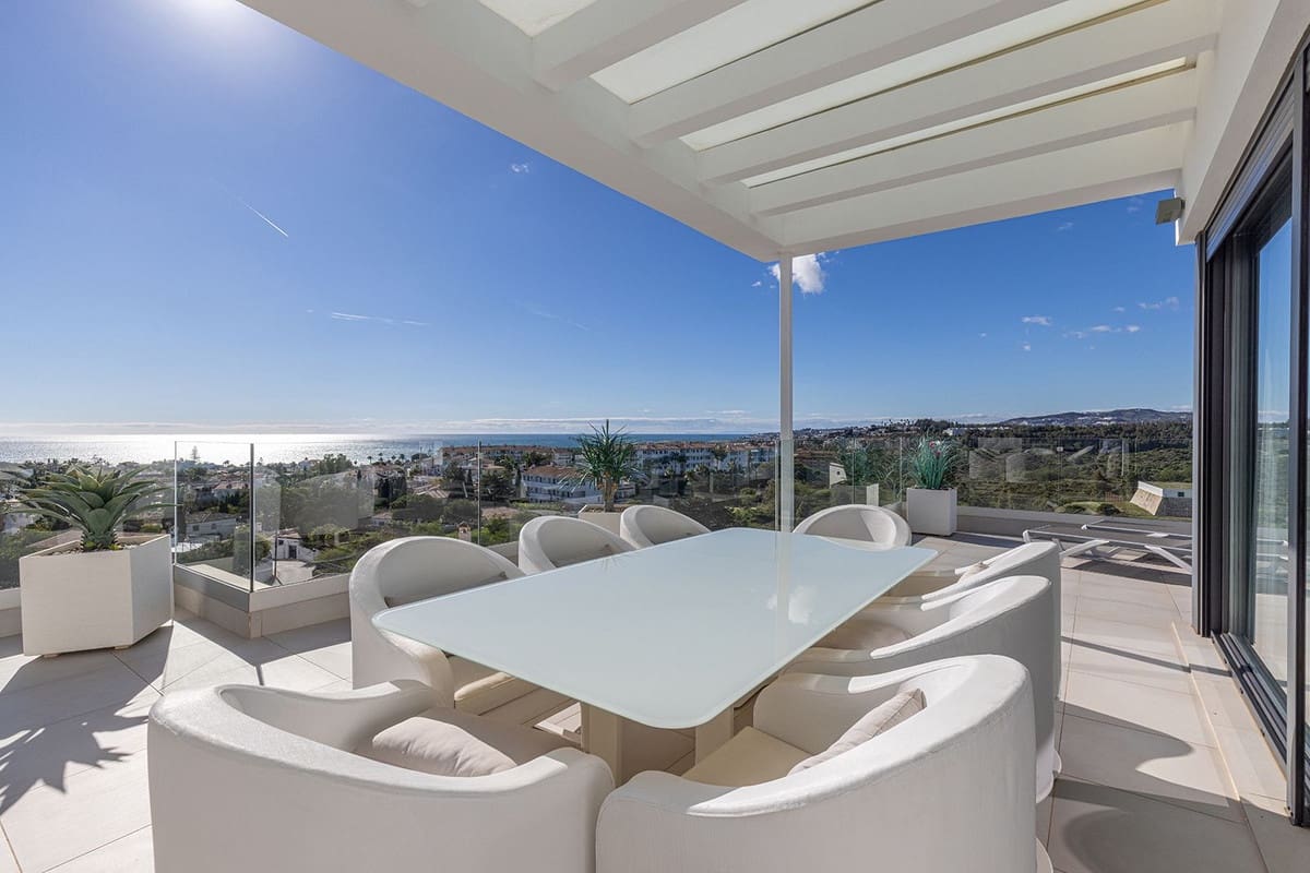 5 slaapkamer Studio te koop in Mijas Costa met zwembad - € 3.500.000 (Ref: 9344494)