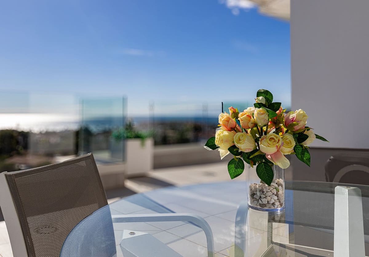 5 slaapkamer Studio te koop in Mijas Costa met zwembad - € 3.500.000 (Ref: 9344494)