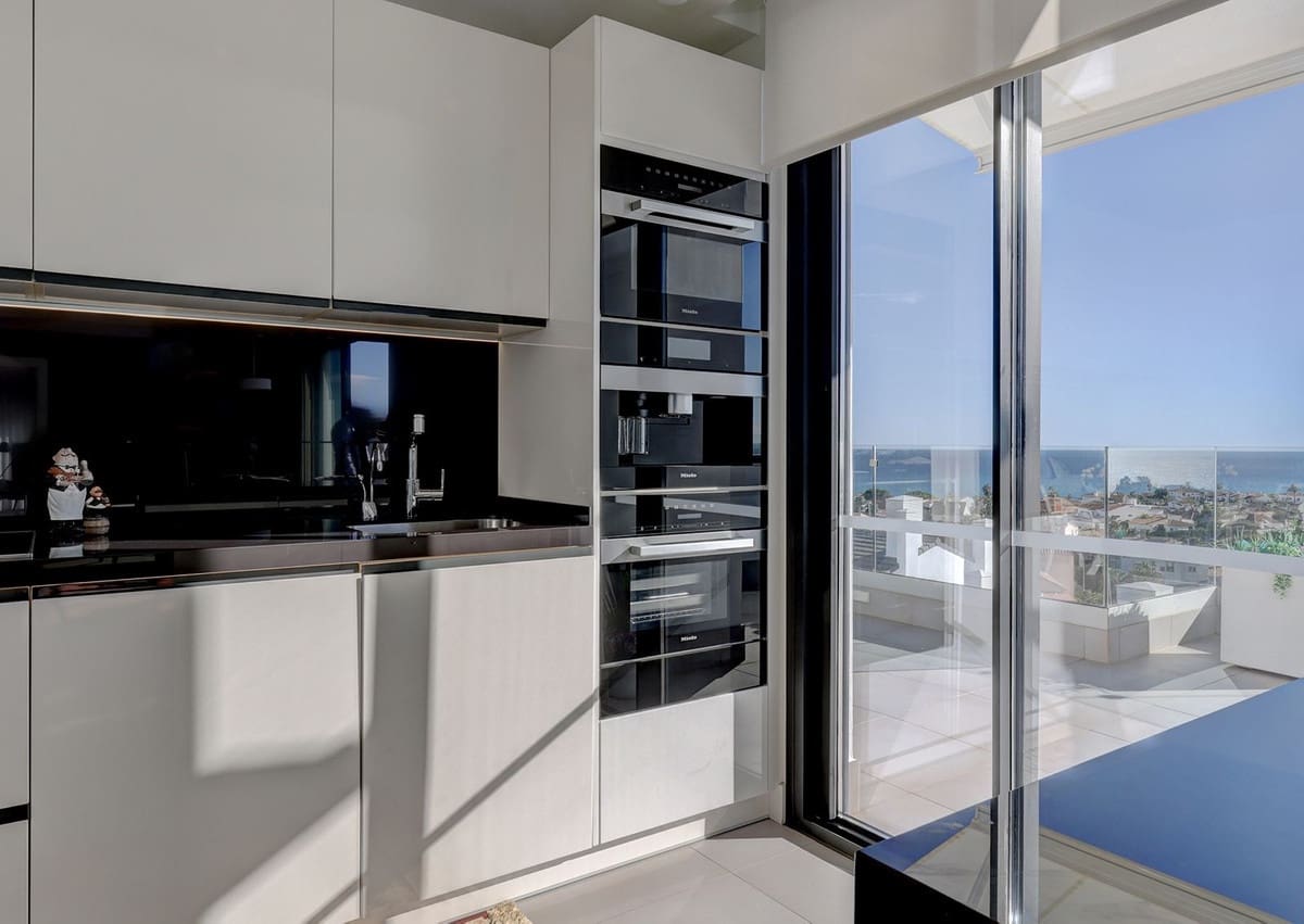 5 slaapkamer Studio te koop in Mijas Costa met zwembad - € 3.500.000 (Ref: 9344494)