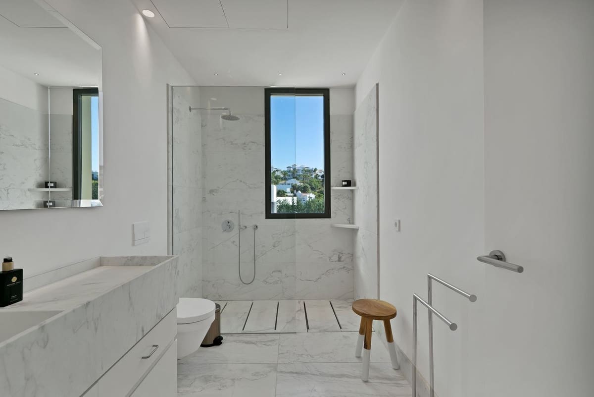 5 soverom Villa til salgs i Benahavis med svømmebasseng - € 4 250 000 (Ref: 9344497)