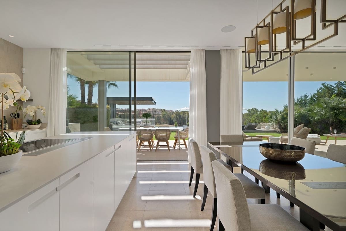 5 soverom Villa til salgs i Benahavis med svømmebasseng - € 4 250 000 (Ref: 9344497)