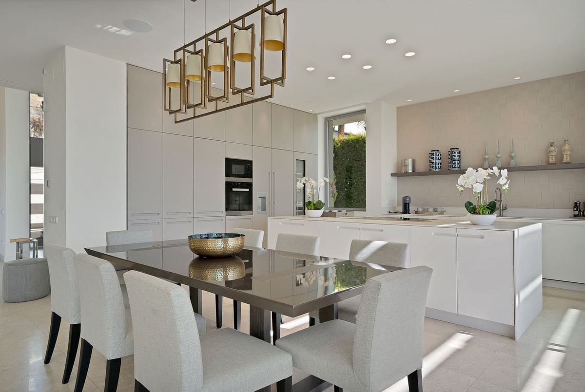 5 soverom Villa til salgs i Benahavis med svømmebasseng - € 4 250 000 (Ref: 9344497)