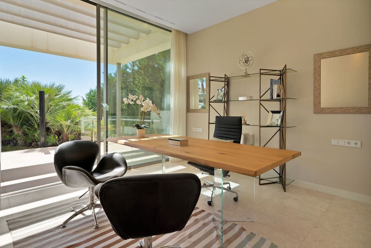 5 soverom Villa til salgs i Benahavis med svømmebasseng - € 4 250 000 (Ref: 9344497)