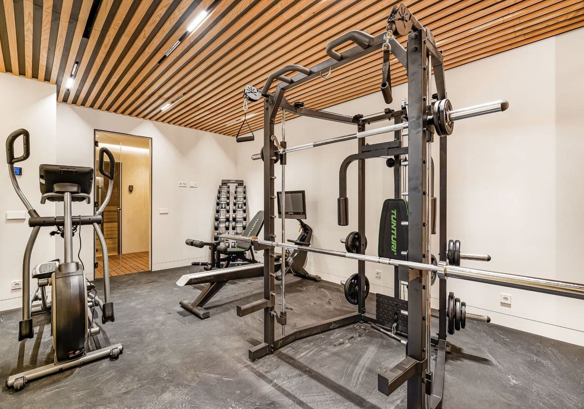 5 sypialnia Willa na sprzedaż w Golden Mile z basenem - 4 750 000 € (Ref: 9344498)