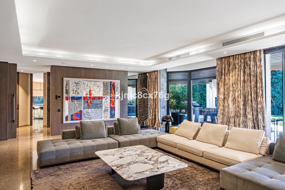 10 sypialnia Willa na sprzedaż w Guadalmina - 12 900 000 € (Ref: 9344500)