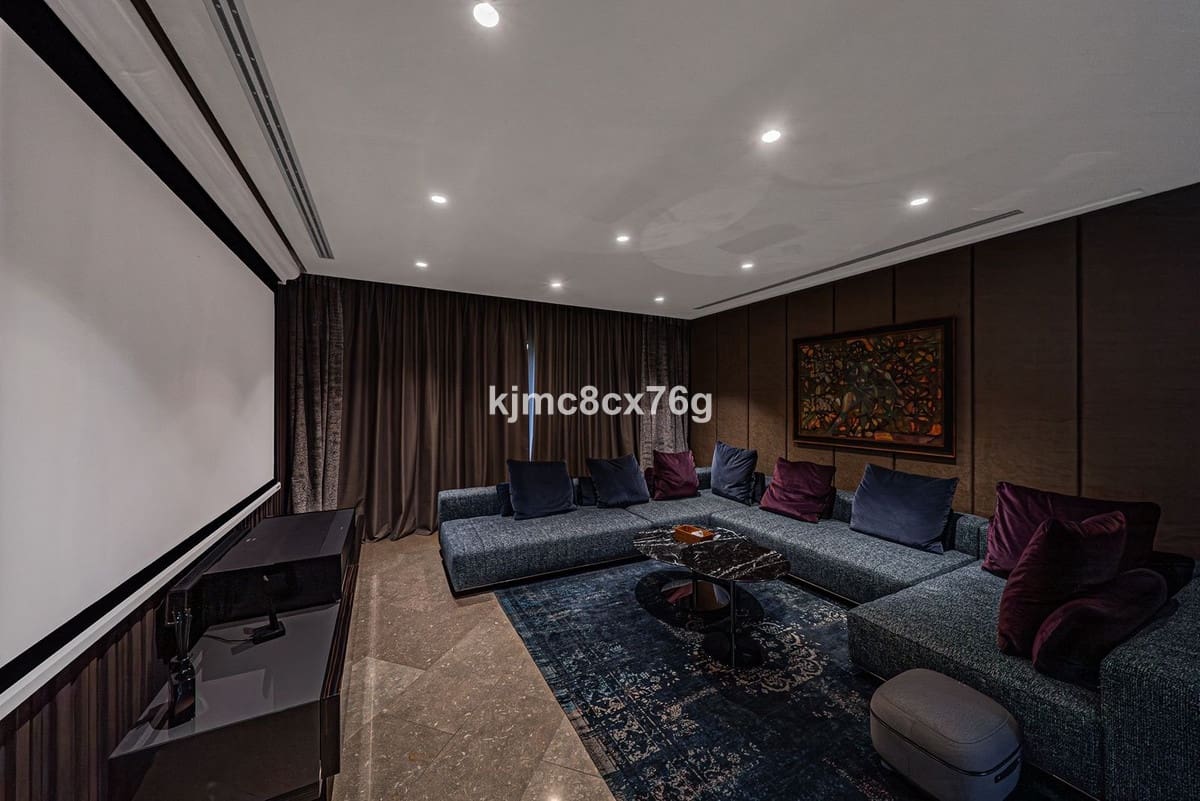 10 sypialnia Willa na sprzedaż w Guadalmina - 12 900 000 € (Ref: 9344500)